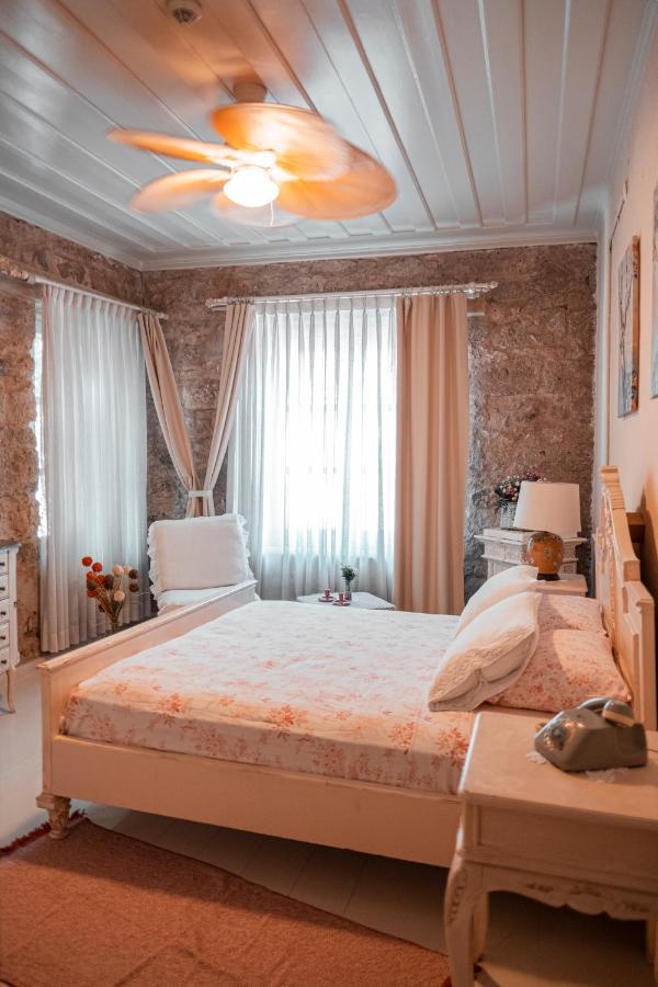 Hosca Kal Alaçatı Luaran gambar