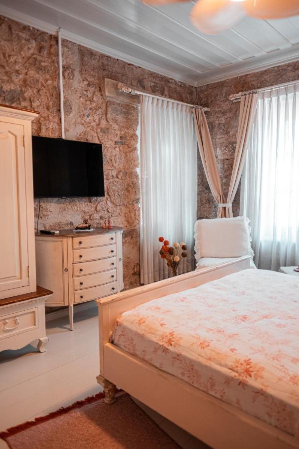 Hosca Kal Alaçatı Luaran gambar
