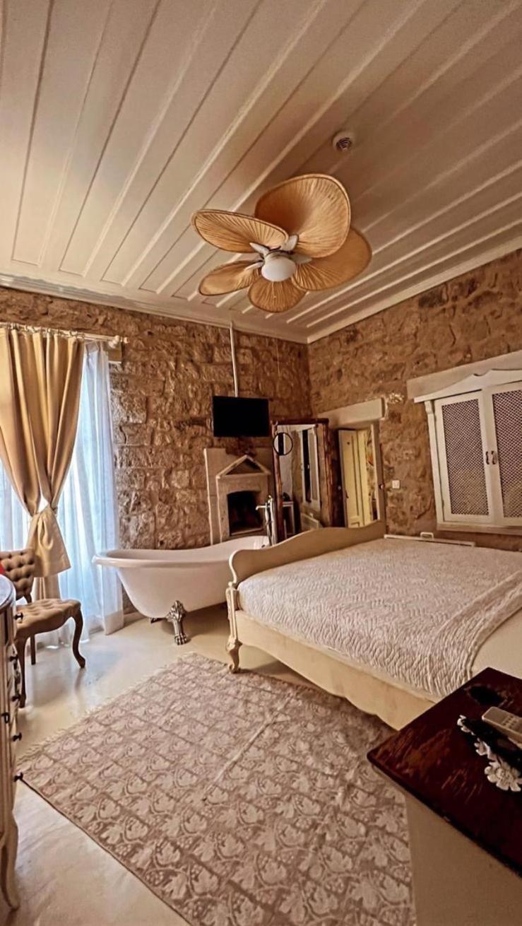 Hosca Kal Alaçatı Luaran gambar
